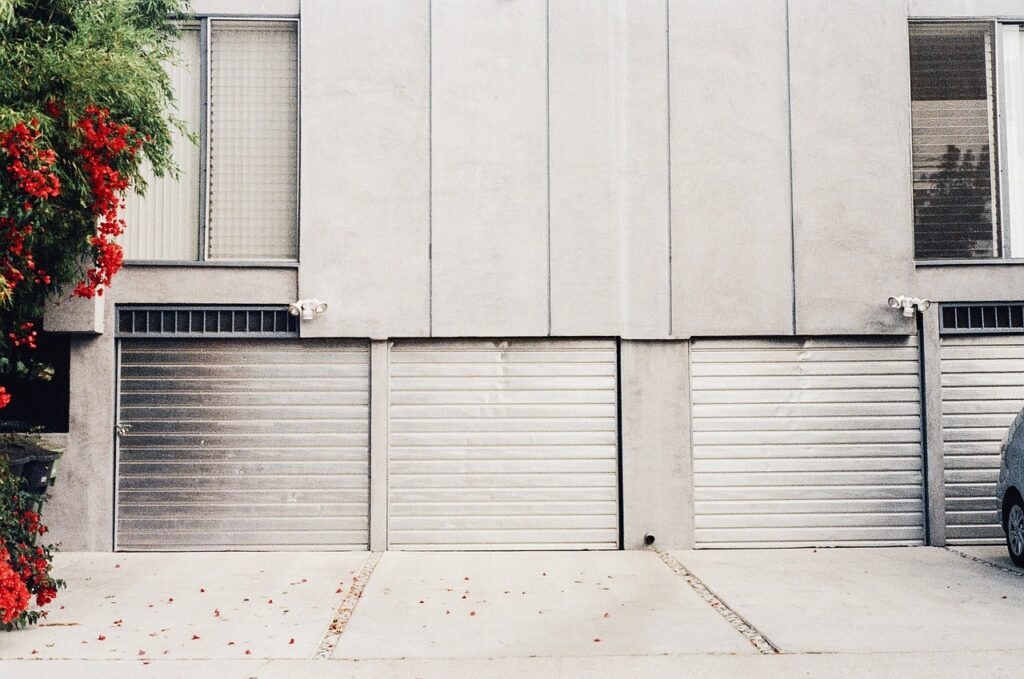 Garage Door Installation in McKennan Park, Sioux Falls2