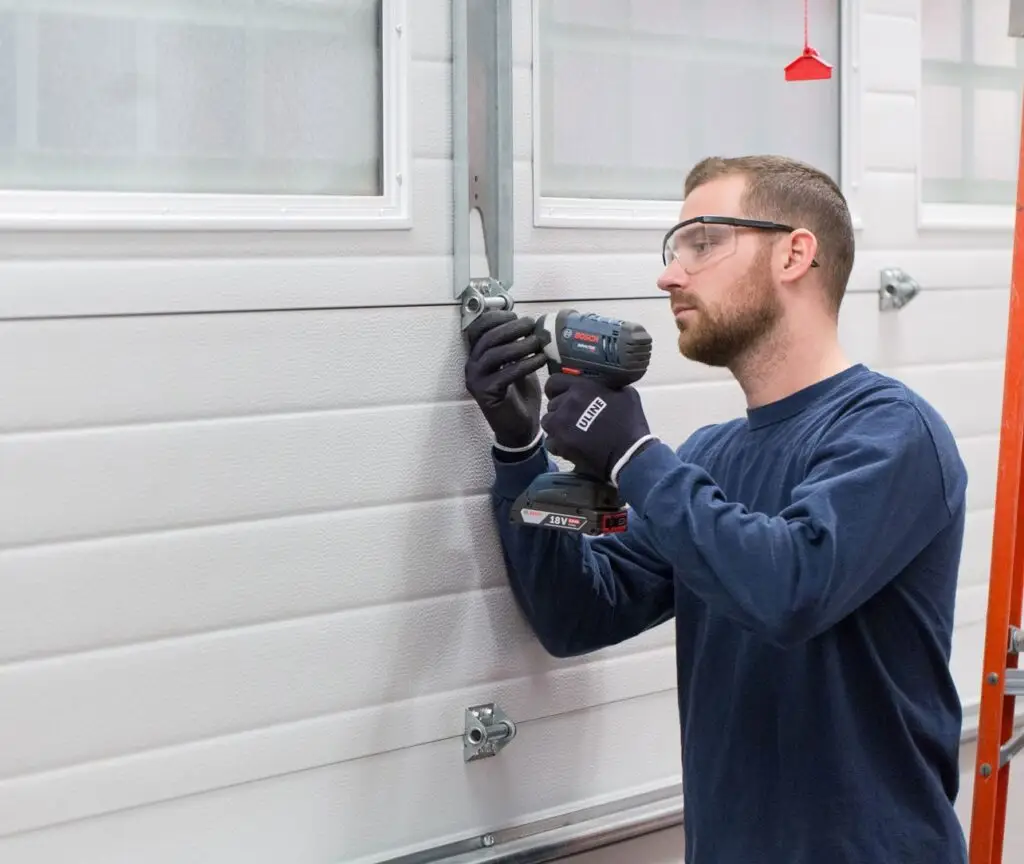 Garage Door Repair in Sioux Falls, SD